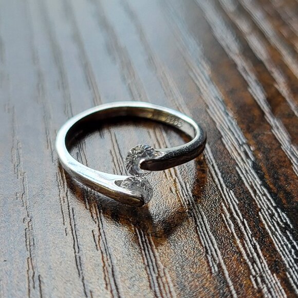 WOMANS STERLING SILVER 925 ADJUSTABLE RING WITH CUBIC ZIRCONIA - Picture 7 of 7